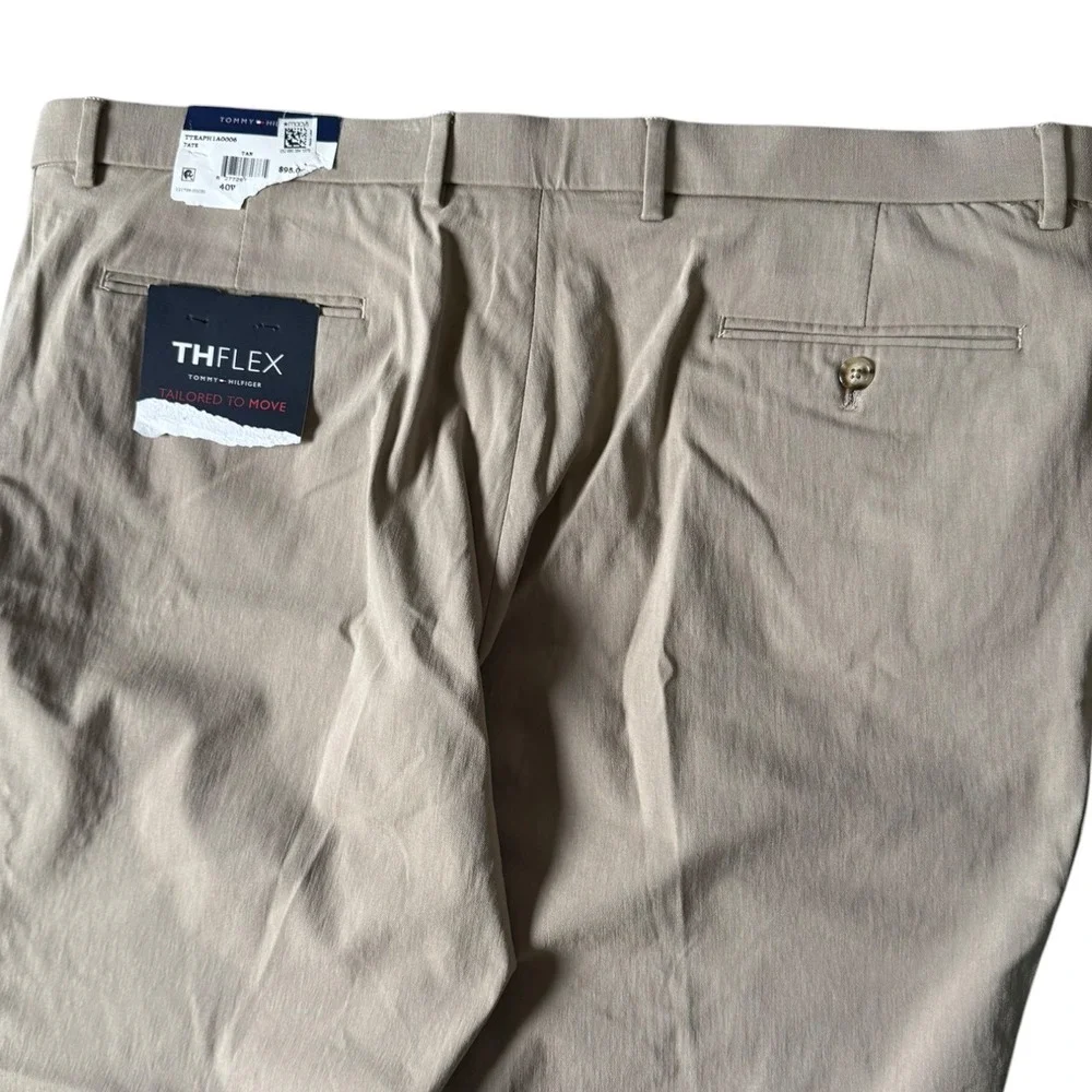 NWT Tommy Hilfiger Mens TH Flex‎ Tate Tan Dress Pants Size 40x30 Business Casual